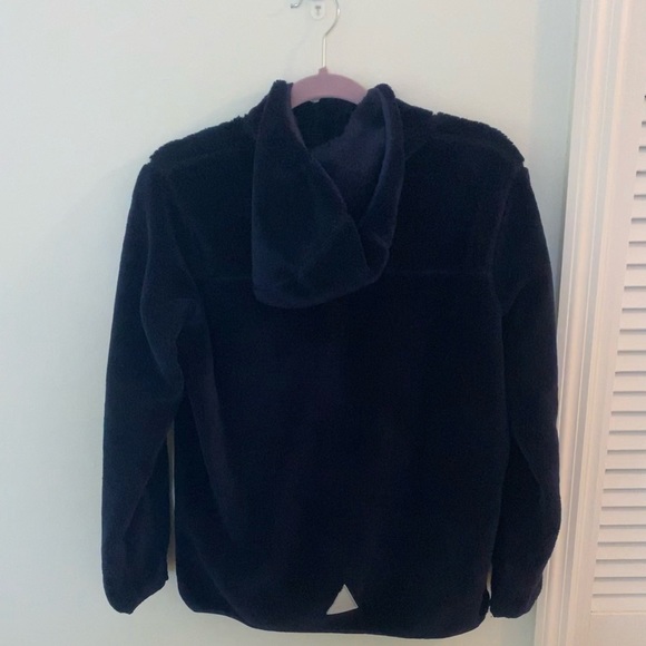 L.L. Bean Mountain Classic Hooded Fleece - Picture 4 of 11